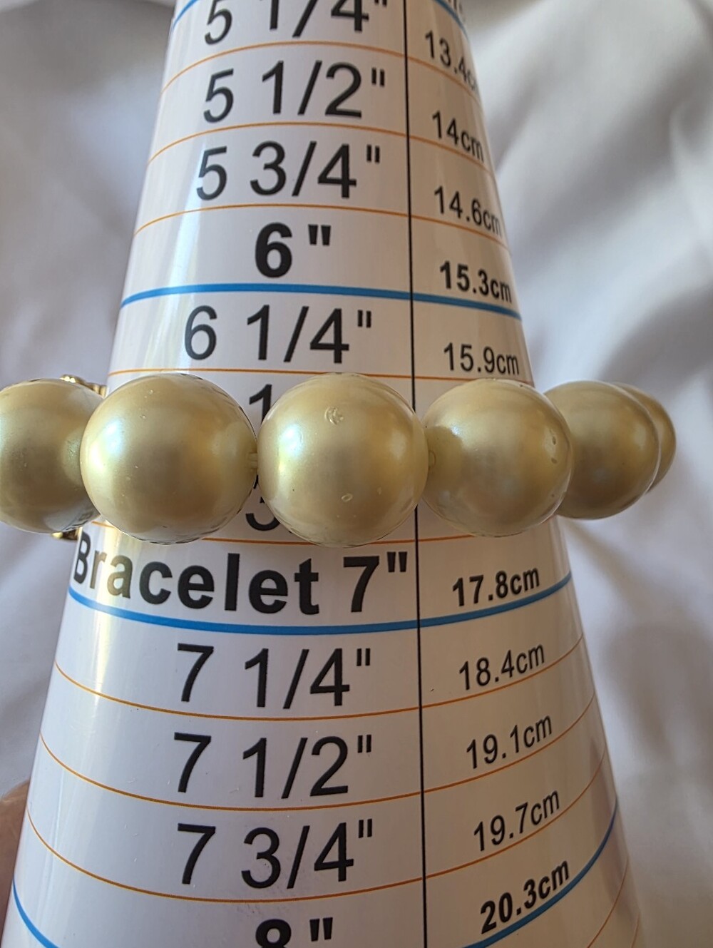 Kate Spade All Wrapped Up In Pearls Gold Tone Bow Bracelet Glass Pearls - Picture 9 of 9